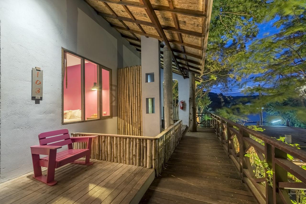 Bar And Bed Resort @ Samed Koh Samet Exterior photo